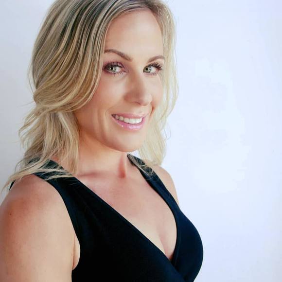 Meet your Posher, Leah - Picture 1 of 1